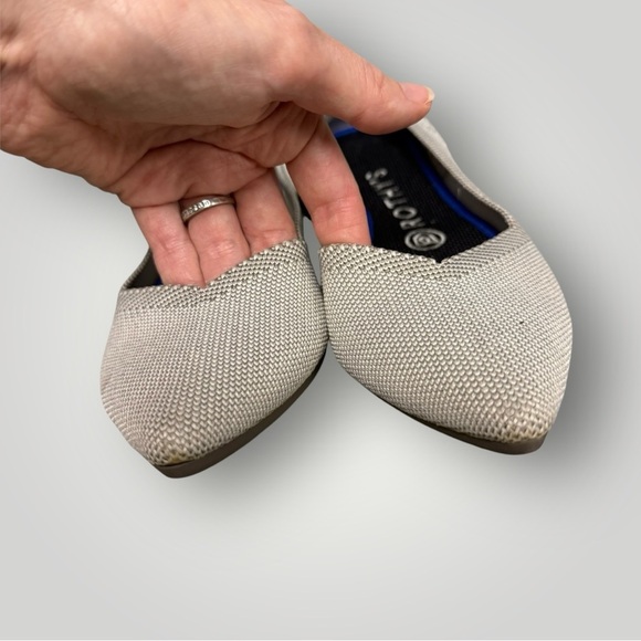 Rothys The Point Ballet Flat Shoes Light Gray Silver Pointed Toe Sz 8 - Picture 5 of 7